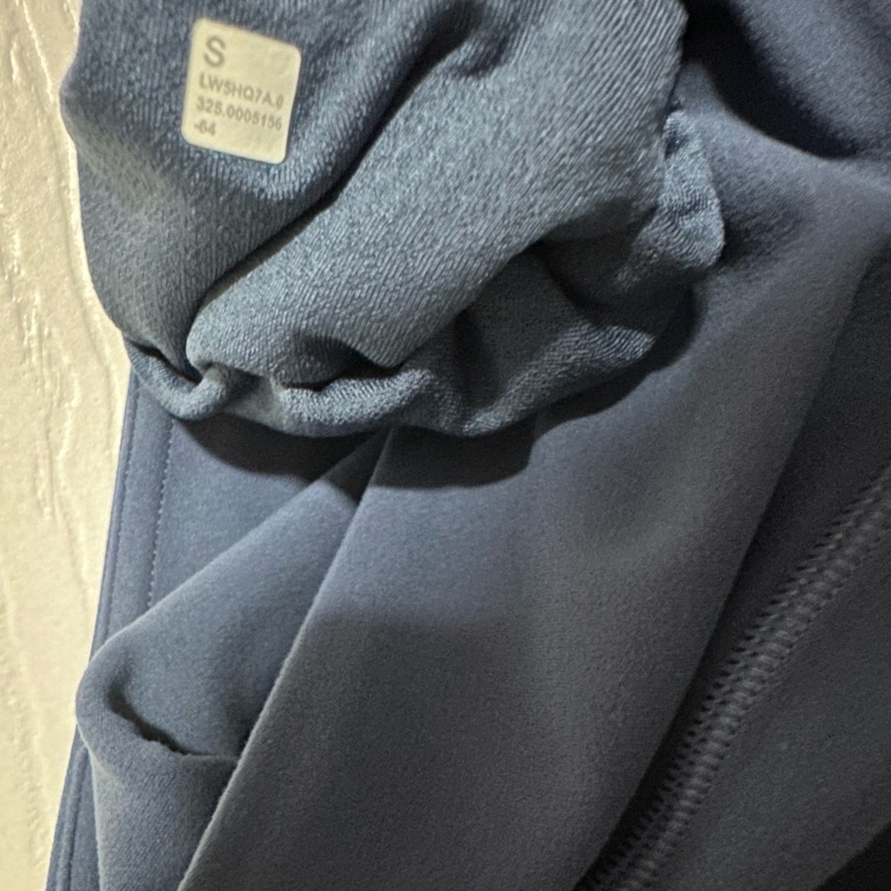 Lululemon blue Flare HR leggings size Small 30” - Picture 4 of 4